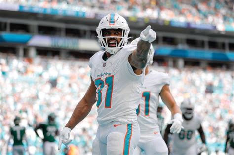 what are the dolphins standings|miami dolphins season by record.